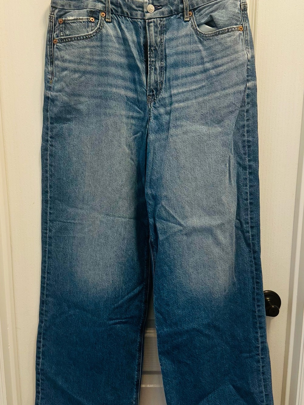 American Eagle Outfitters Women's Light Blue Boyfriend Jeans